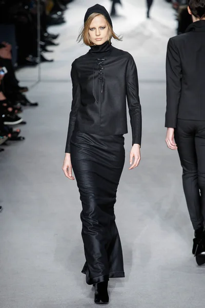 Look 26